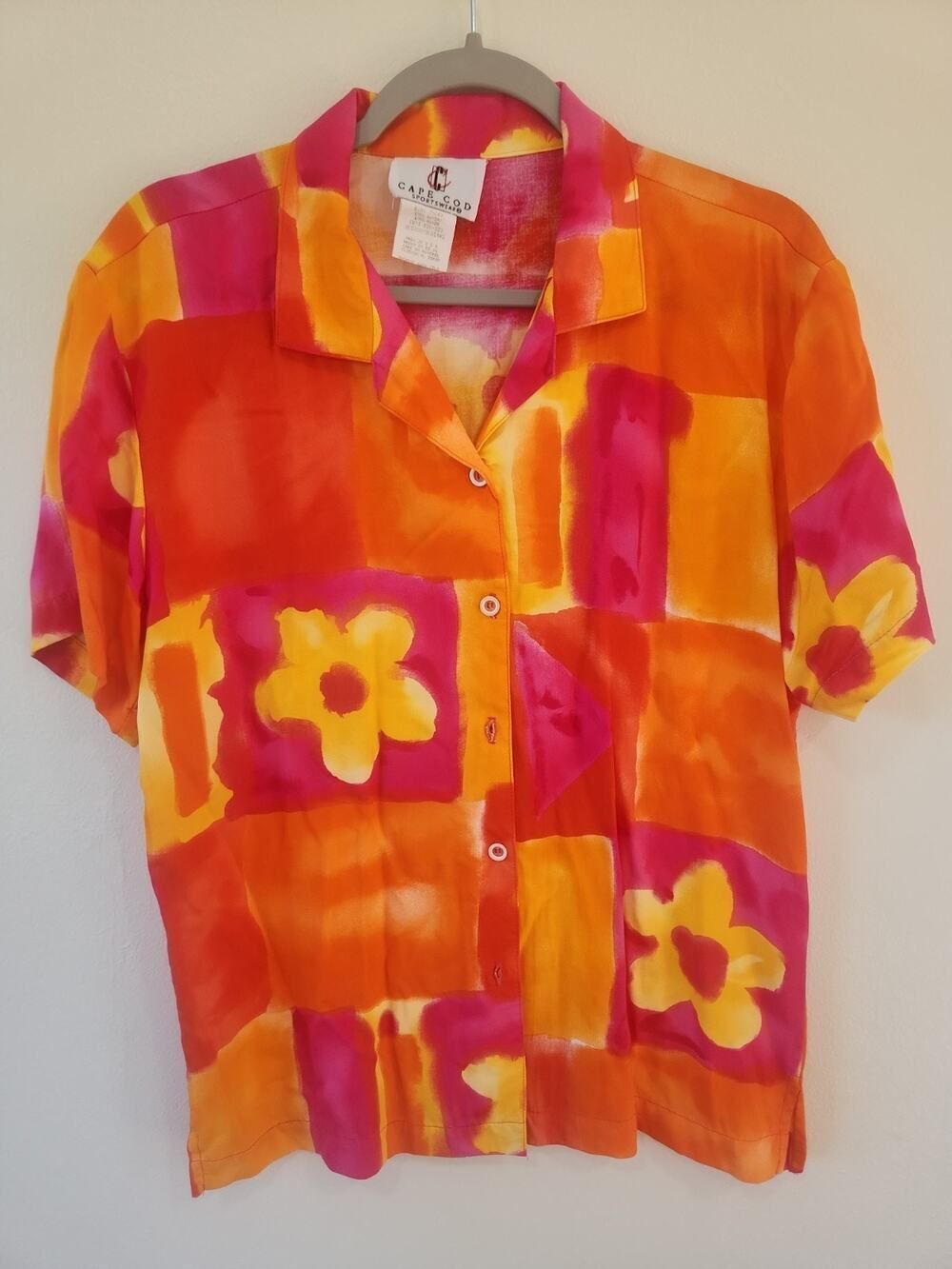 Vintage Cape Cope Sportswear Hawaiian Multicolor Floral Pink Shirt Women’s M